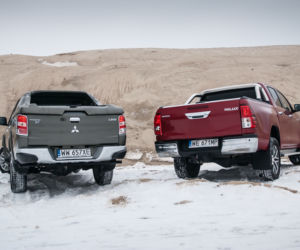 Toyota Hilux SR5 2.4 D-4D Mitsubishi L200 2.4 DID Instyle