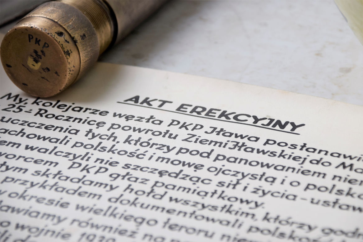 Zakopanie Kapsuły Dla Przyszłych pokoleń na Placu Iławskich Kolejarzy