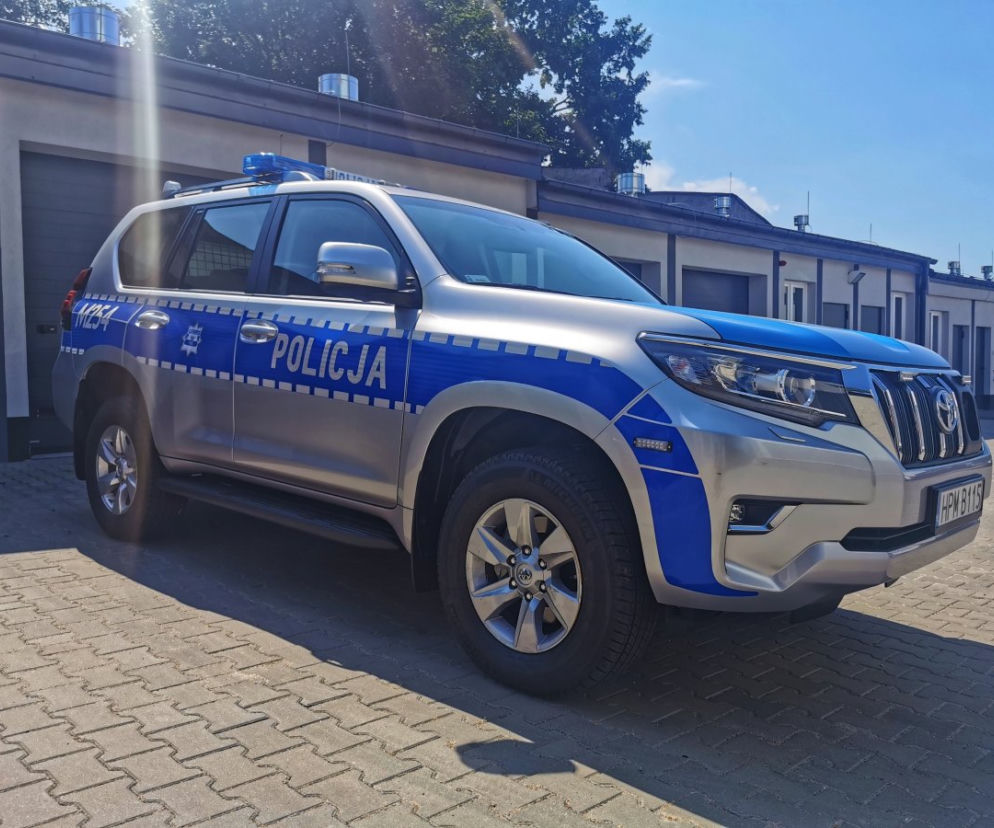 Nowy radiowóz. Toyota Land Cruiser w KMP w Łomży [ZDJĘCIA]