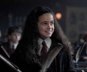 Fani Harry'ego Pottera oburzeni nowymi herbami Hogwartu. Twórcy serialu wracają do korzeni, a widzowie narzekają