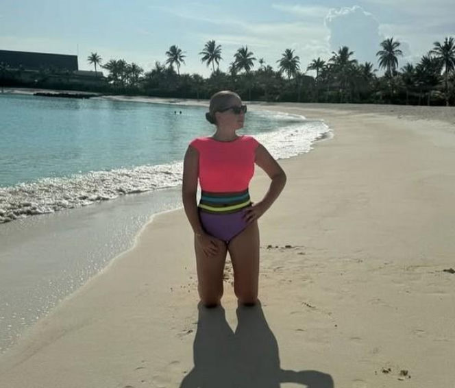 Jelena Ostapenko na wakacjach