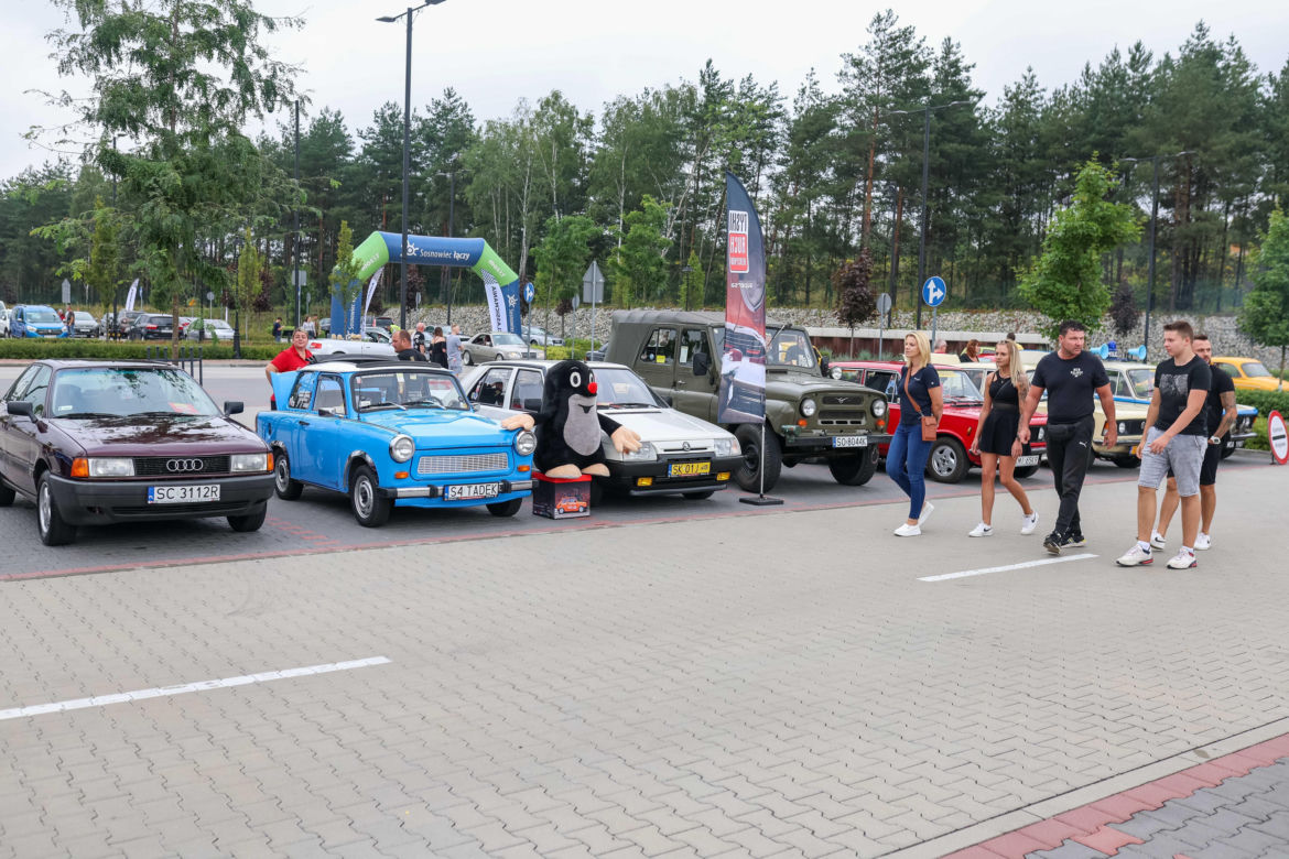 ClassicMania w Sosnowcu. Zlot pojazdów zabytkowych