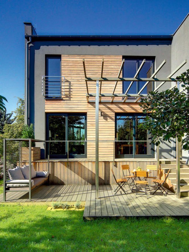 Dom typu kostka z lat 50. został przebudowany