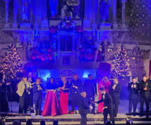 Wielkie Kolędowanie z gwiazdami na Greenpoincie