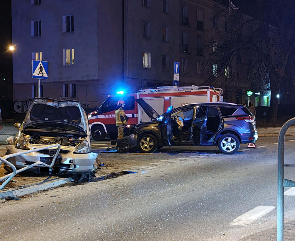 Wypadek na Plantach - Jedna osoba zabrana do szpitala