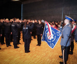Kraków będzie miał nowych policjantów. Właśnie złożyli ślubowanie