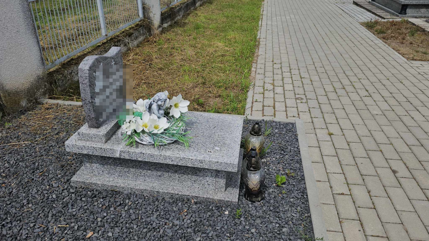 Podkarpackie. Maksiu miał tylko 6 miesięcy, kiedy został zamordowany. Grób chłopca [GALERIA]