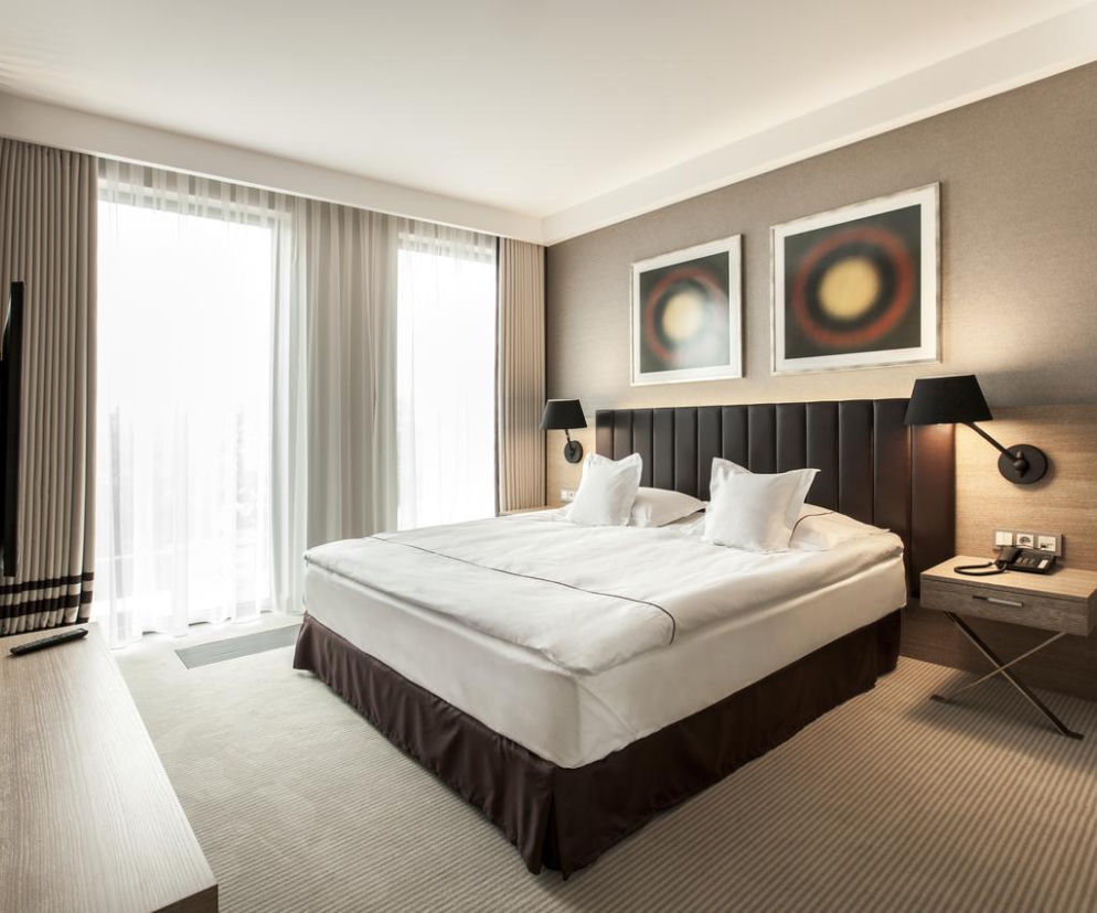 hotel tiffi