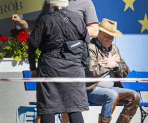 Daniel Olbrychski jak król na planie Rancza
