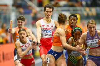 Halowe Mistrzostwa Świata w Lekkoatletyce Kujawy Pomorze 26 w Toruniu: Zdjęcia kibiców i zawodników z soboty, 2. dnia imprezy