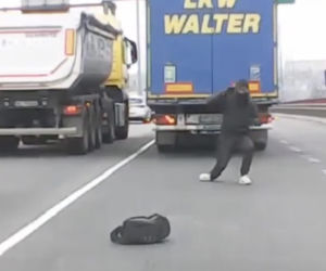 Uciekinier wypadł z tira