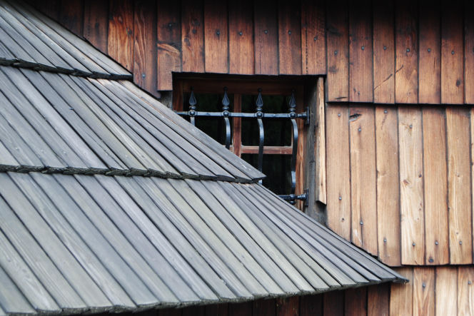 To jedno z najpiękniejszych śląskich miast. Zachwyca nie tylko unikatowym rynkiem, ale też drewnianym kościołem