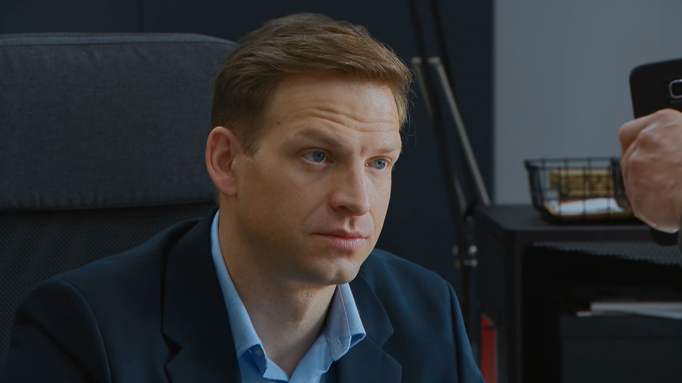Barwy szczęścia, odc. 2710: Łukasz (Michał Rolnicki), Modrzycki (Piotr Ligenza)