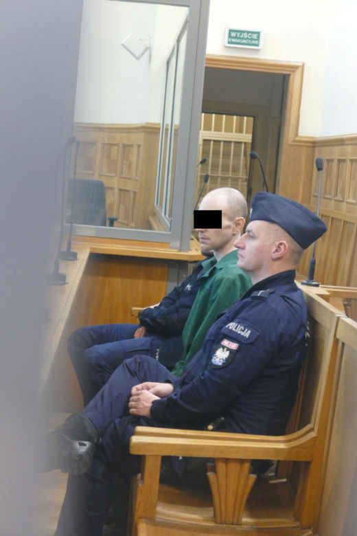 Horror w Łodzi. Zaszlachtował przyjaciela, chciał go podpalić i zjeść