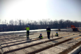 Rośnie nowy most w Warszawie