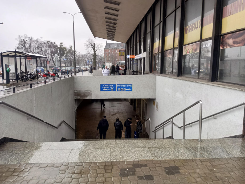 Budynek dworca PKS w Gdańsku