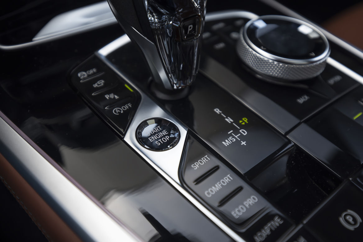 BMW X7 40i xDrive Steptronic 8