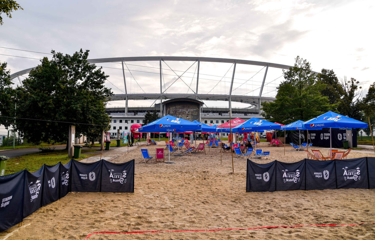 Tak wygląda sztuczna plaża przy Stadionie Śląskim. Rozkręcaliśmy tam imprezę w ramach Eska Summer City