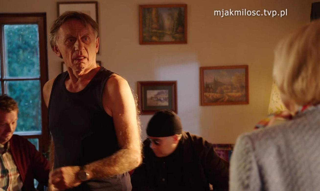 M jak miłość. Dramatyczny powrót Kisielowej! Nakryje męża Roberta w samych majtkach - ZDJĘCIA, WIDEO