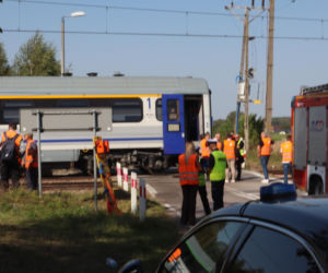 Miejsce katastrofy kolejowej. Pasażerowie opowiedzieli nam, co działo się tuż po zderzeniu z ciężarówką