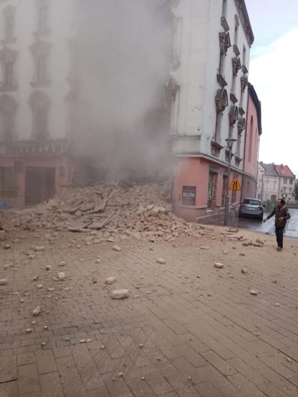 Katastrofa budowlana w centrum Rybnika. Zawaliła się część kamienicy "Świerklaniec"