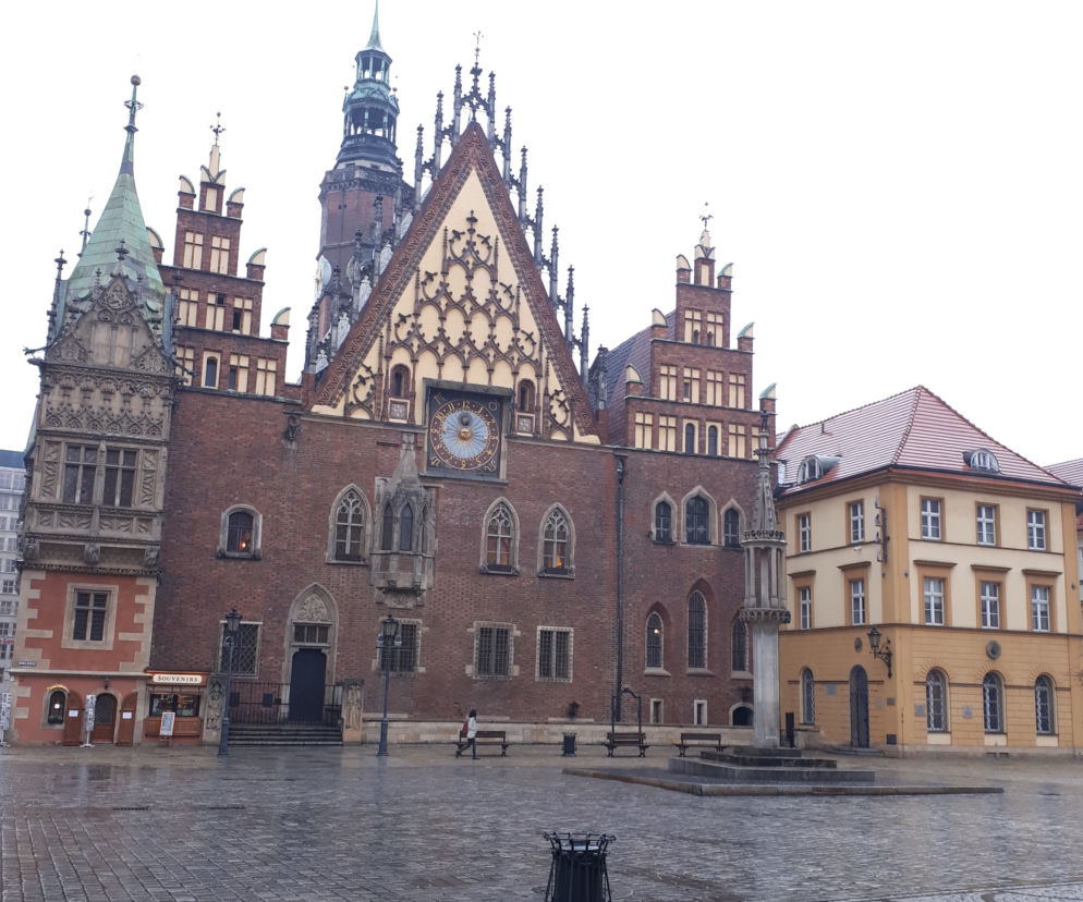 W starym ratuszu mieści się teraz muzeum