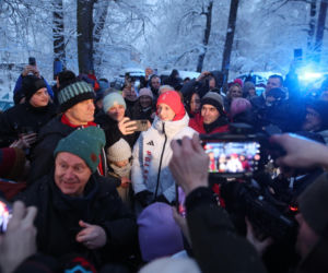 Kacper Tomasiak powitany po IO w rodzinnych stronach