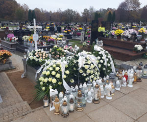 Grób Natalki z Głowaczowej. Zamordował ją młodszy brat