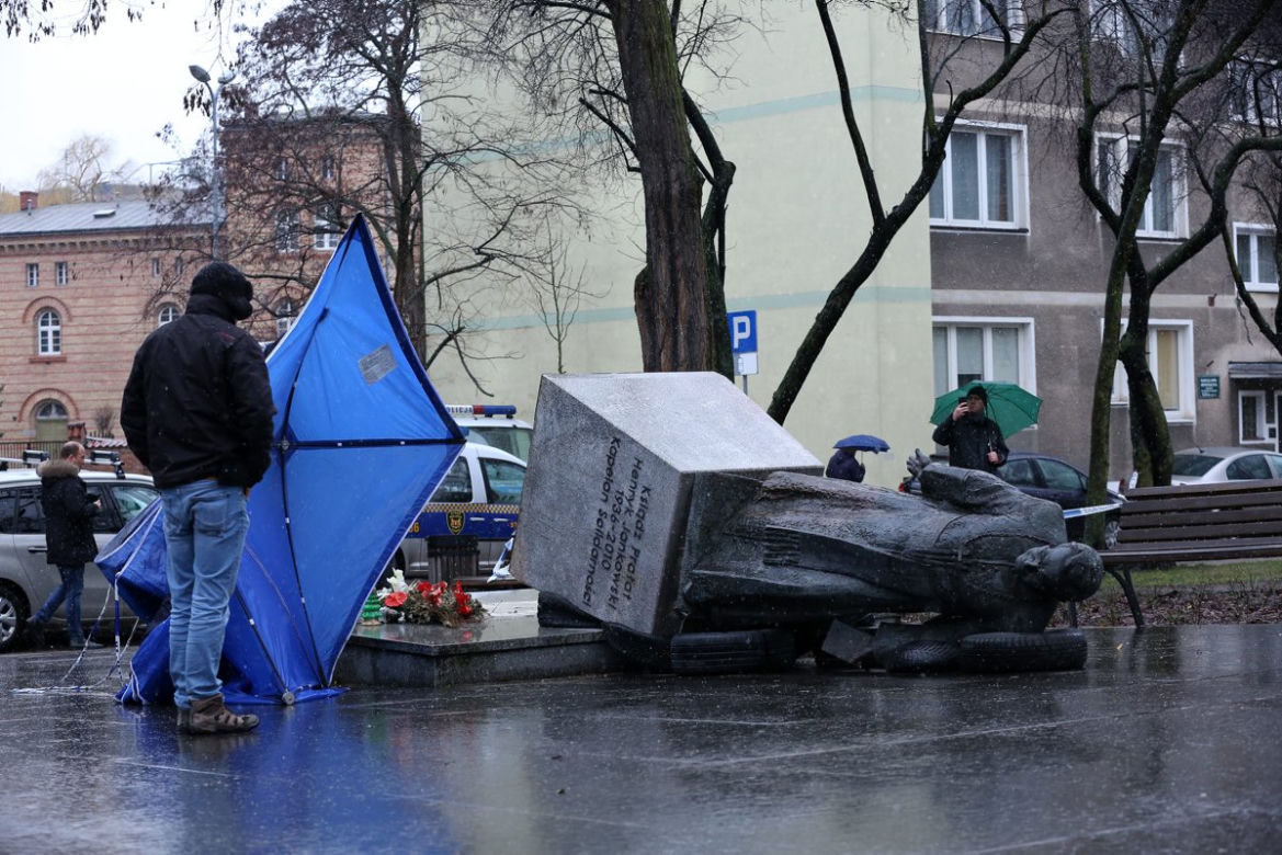 Prałat Jankowski PADŁ