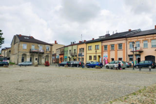 Tutaj nadano prawa miejskie Łodzi. To jedno z najważniejszych miast w województwie łódzkim