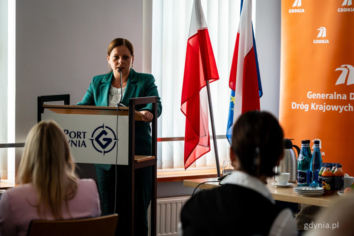 Posiedzenie sejmowej Komisji Infrastruktury w Porcie Gdynia