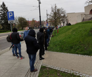 Toruń. Tłumy na szczepieniu podczas majówki [ZDJĘCIA]