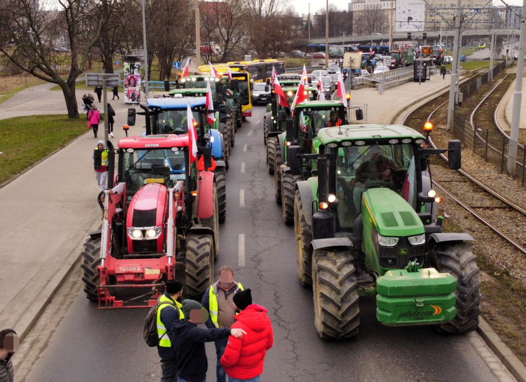 Totalny najazd na Wrocław, traktory na ulicach. Zgromadzenie rolników rozwiązane!