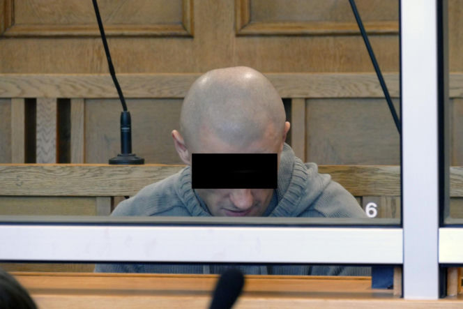 W kilkadziesiąt sekund zabił pana Franciszka. Wstrząsający film z targu w Rawie Mazowieckiej