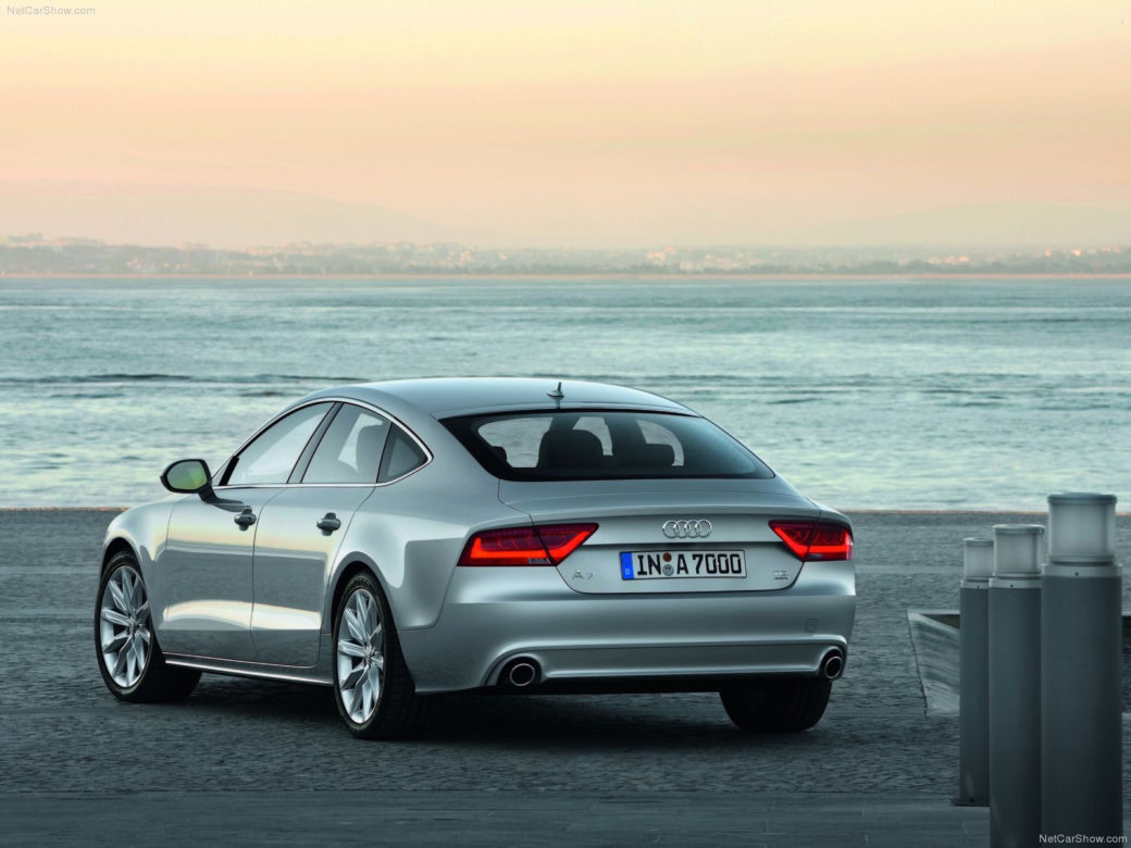 Audi A7 hatchback, model 2011