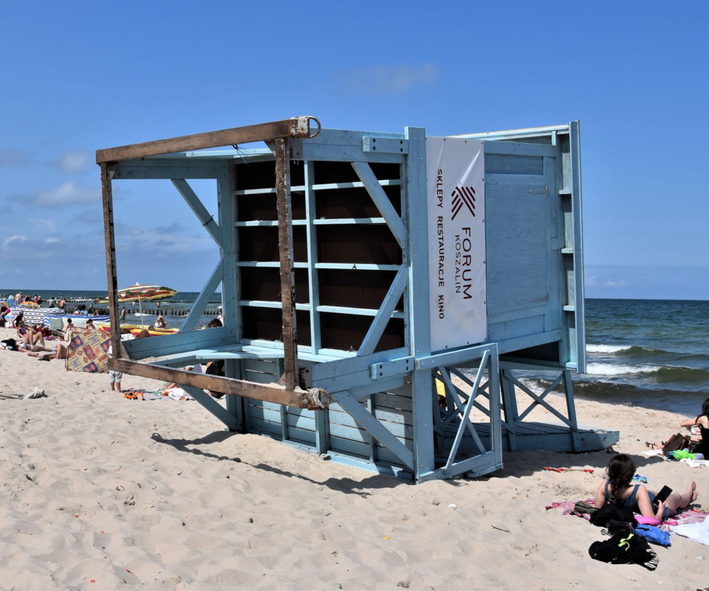 Mielno; Wandale zniszczyli stojące na plaży stanowiska ratowników