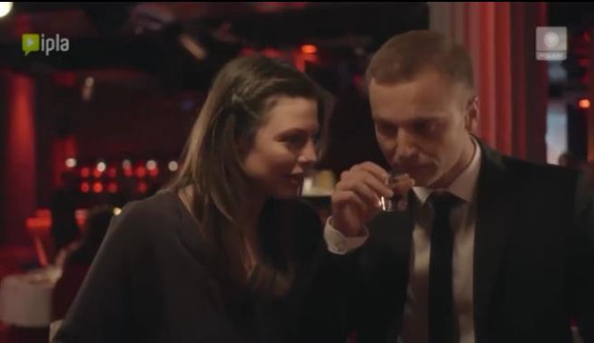 To nie koniec świata 2 sezon odcinek 18. Anka (Karolina Gorczyca), Paweł (Krystian Wieczorek)