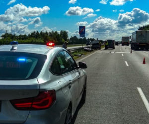 Łyski. Wypadek na S8. Ranny motocyklista