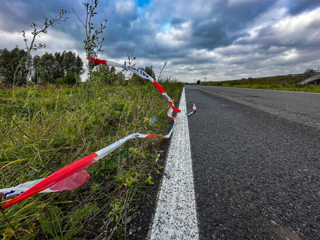15-latek na hulajnodze zginął pod kołami Opla