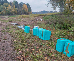 Przemyt papierosów balonami meteorologicznymi. 5 osób zatrzymanych na Warmii i Mazurach