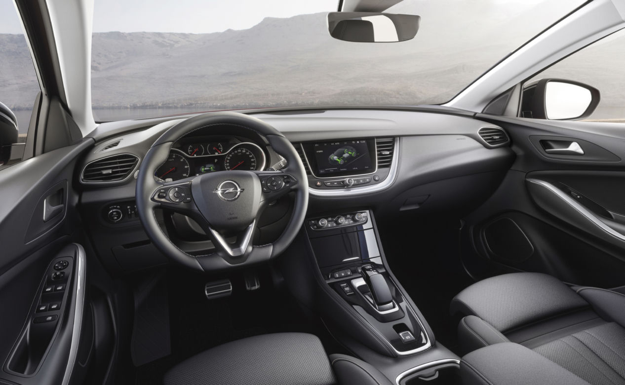 Opel Grandland X Hybrid4 