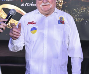 Wałęsa, Doda i Najman z żoną na gali Osobowości i Sukcesy