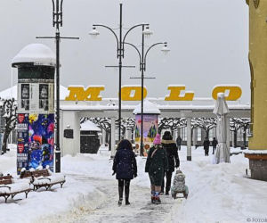 Zima 2021 w Sopocie. Kurort pod grubą warstwą śniegu 11.02.2021 r.