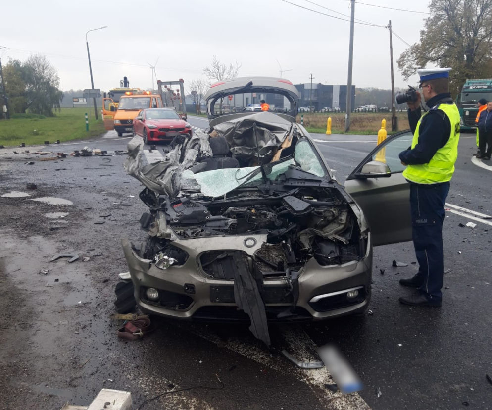 Straszna śmierć na drodze pod Toruniem. Policja prosi o pomoc