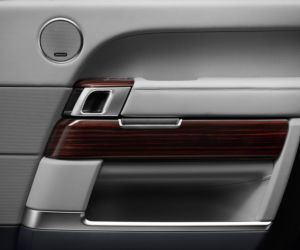 Range Rover SVAutobiography