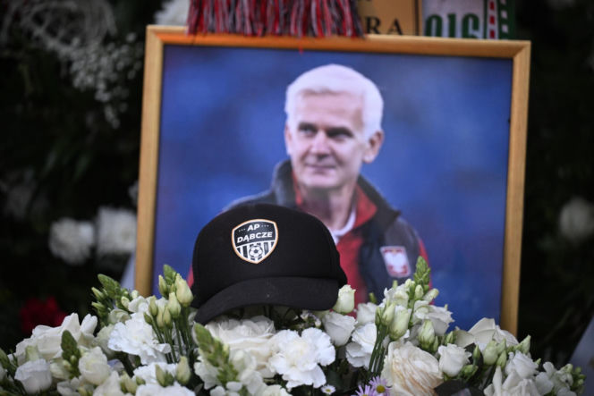 Tak wygląda grób Jacka Magiery po pogrzebie