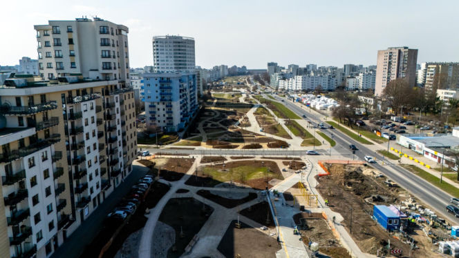 Park nad Południową Obwodnicą Warszawy w marcu 2026 r.