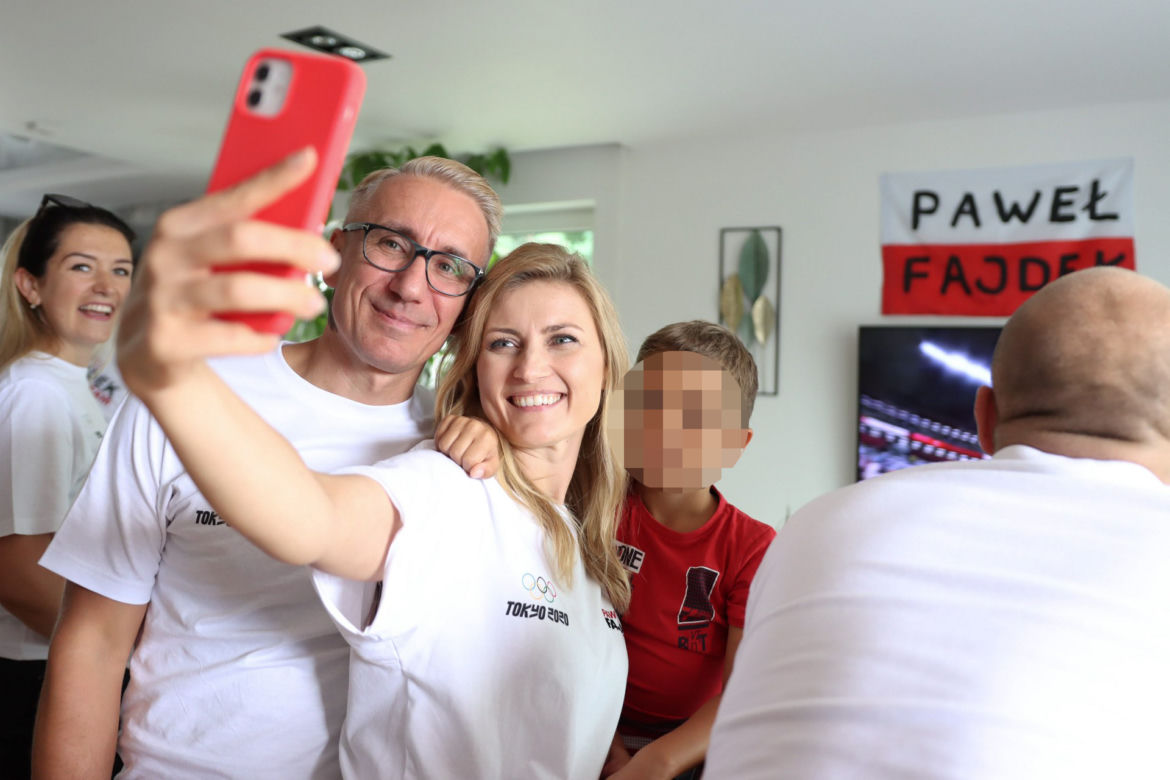 Rodzina Pawła Fajdka w euforii po medalu