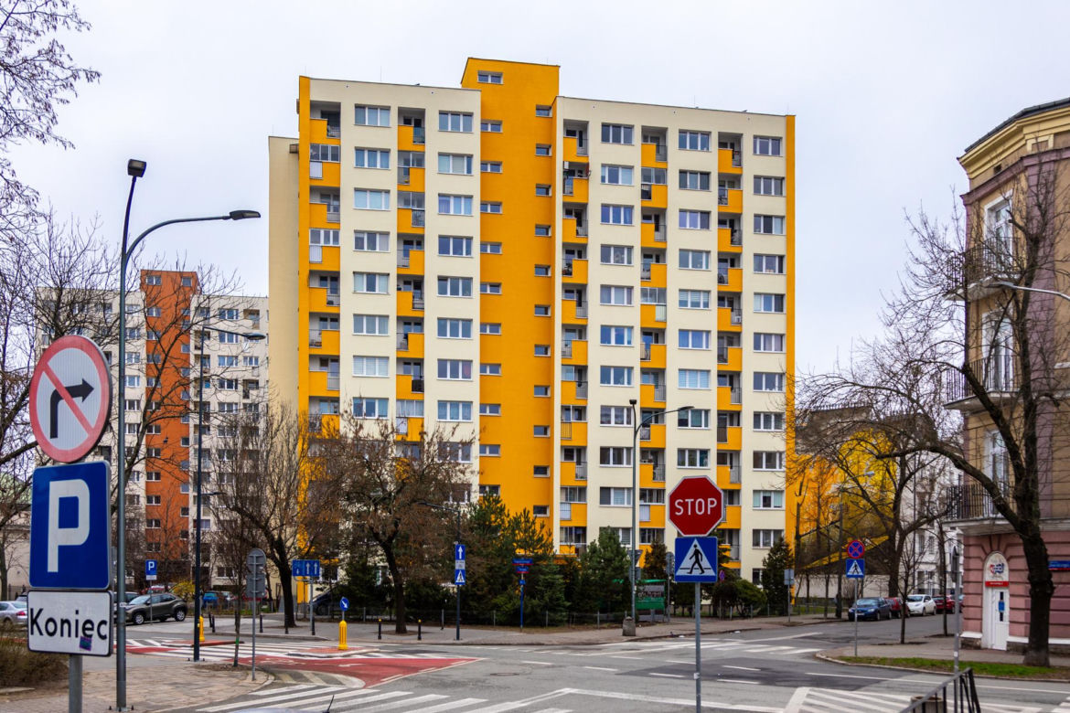 Pasteloza na warszawskich blokach - zobacz zdjęcia jaskrawych przykładów