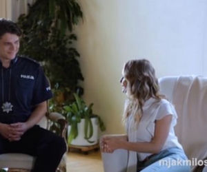 M jak miłość. Policjant Jan Morawski (Tomasz Kollarik), Justyna (Olga Kalicka)